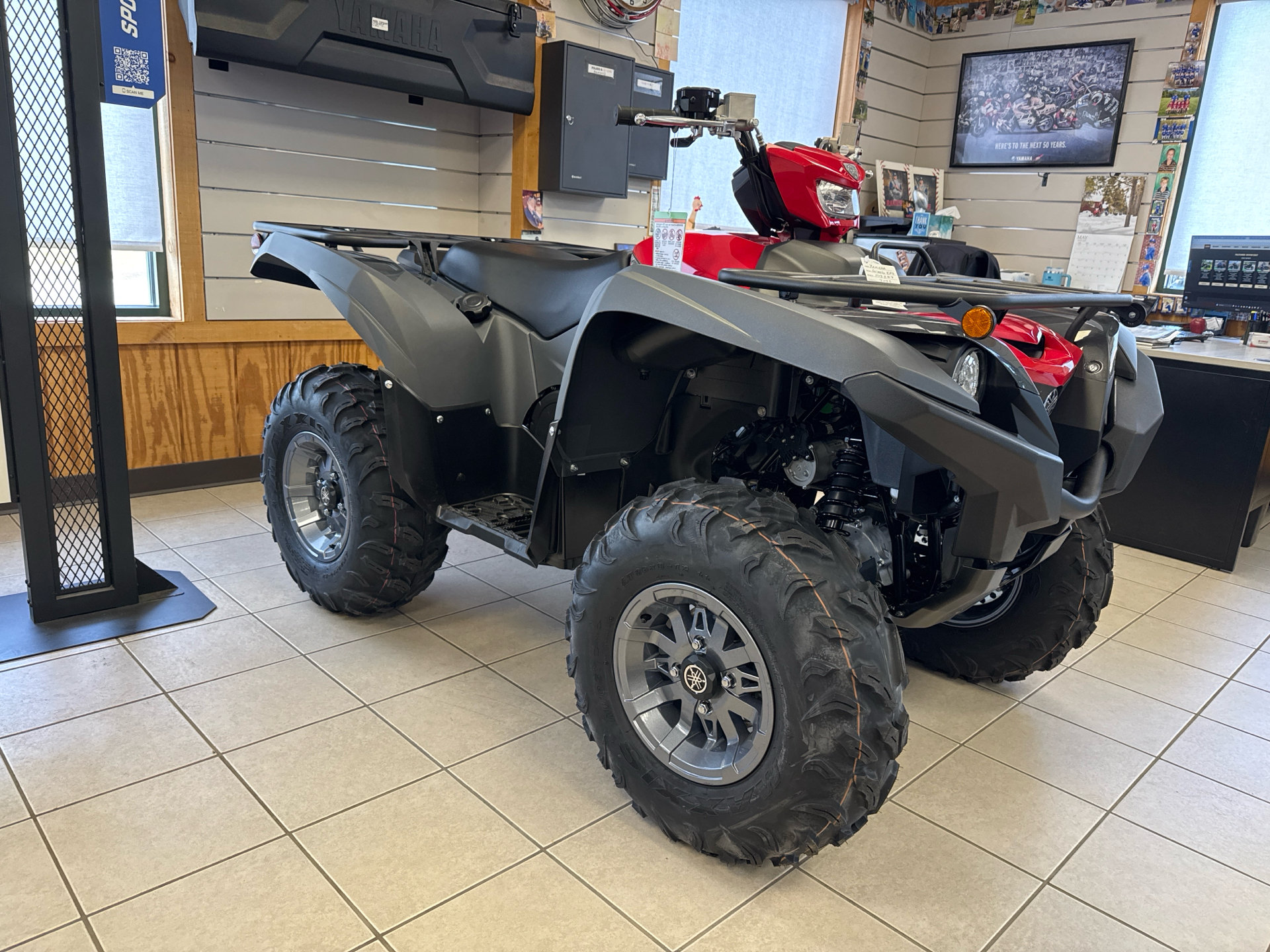 2025 Yamaha Grizzly EPS in Topsham, Maine - Photo 3