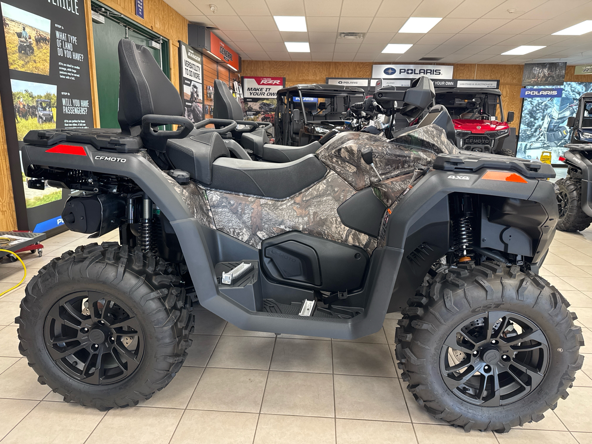 2025 CFMOTO CForce 1000 Touring in Topsham, Maine - Photo 2