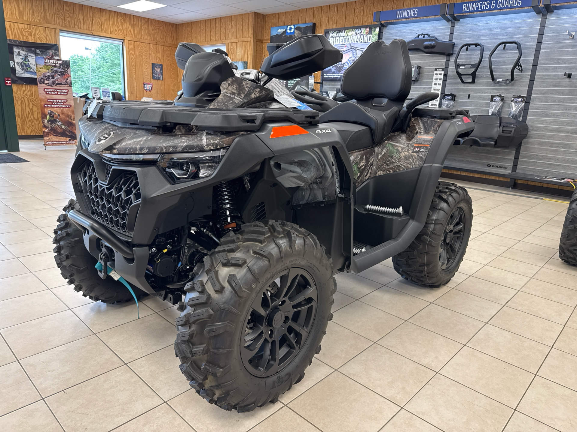 2025 CFMOTO CForce 1000 Touring in Topsham, Maine - Photo 5