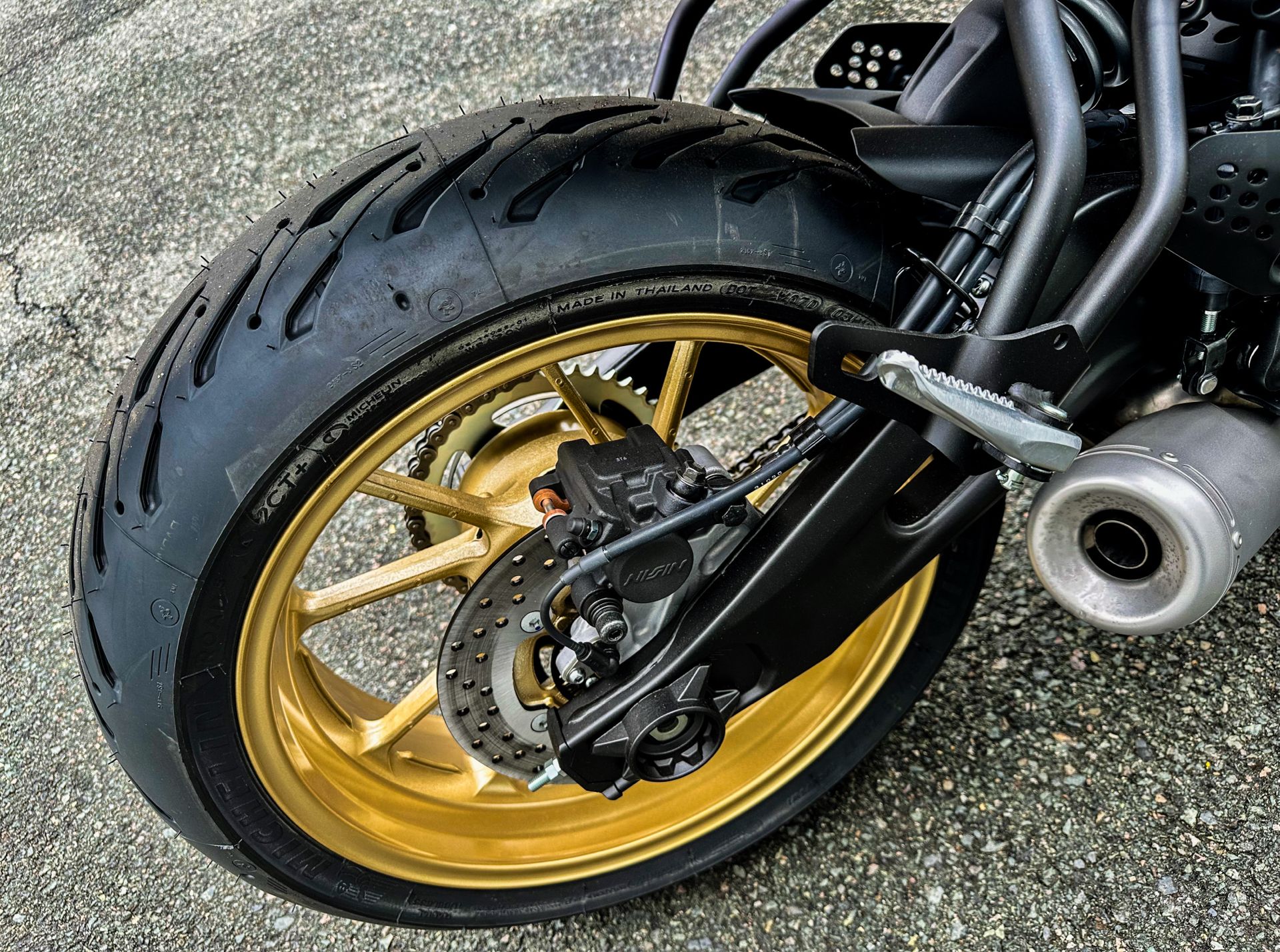 2024 Yamaha XSR700 in Topsham, Maine - Photo 16