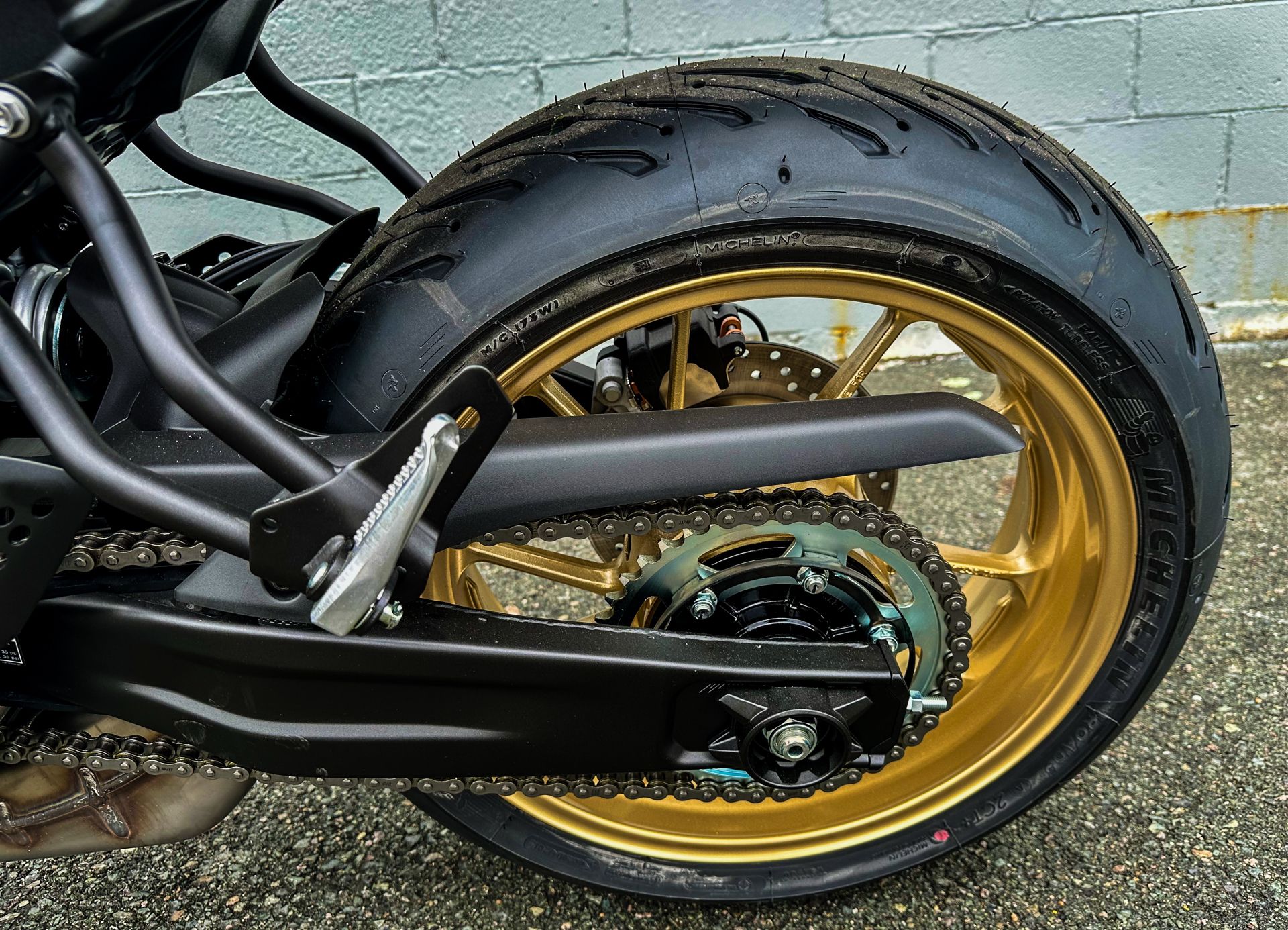 2024 Yamaha XSR700 in Topsham, Maine - Photo 18