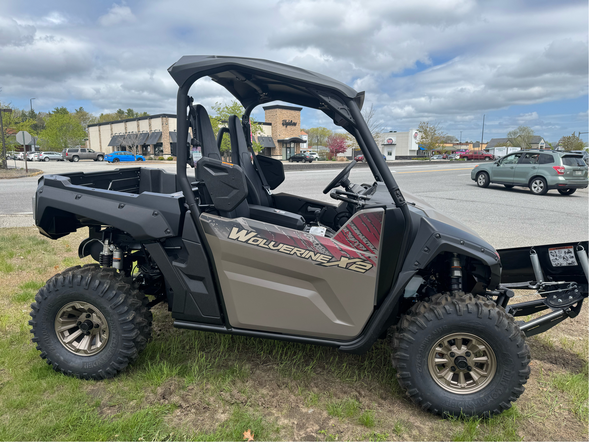2024 Yamaha Wolverine X2 850 XT-R in Topsham, Maine - Photo 3