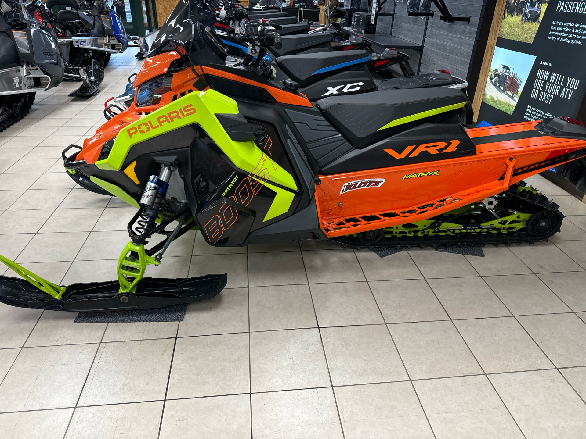 2023 Polaris Patriot Boost Indy VR1 137 SC in Topsham, Maine - Photo 4
