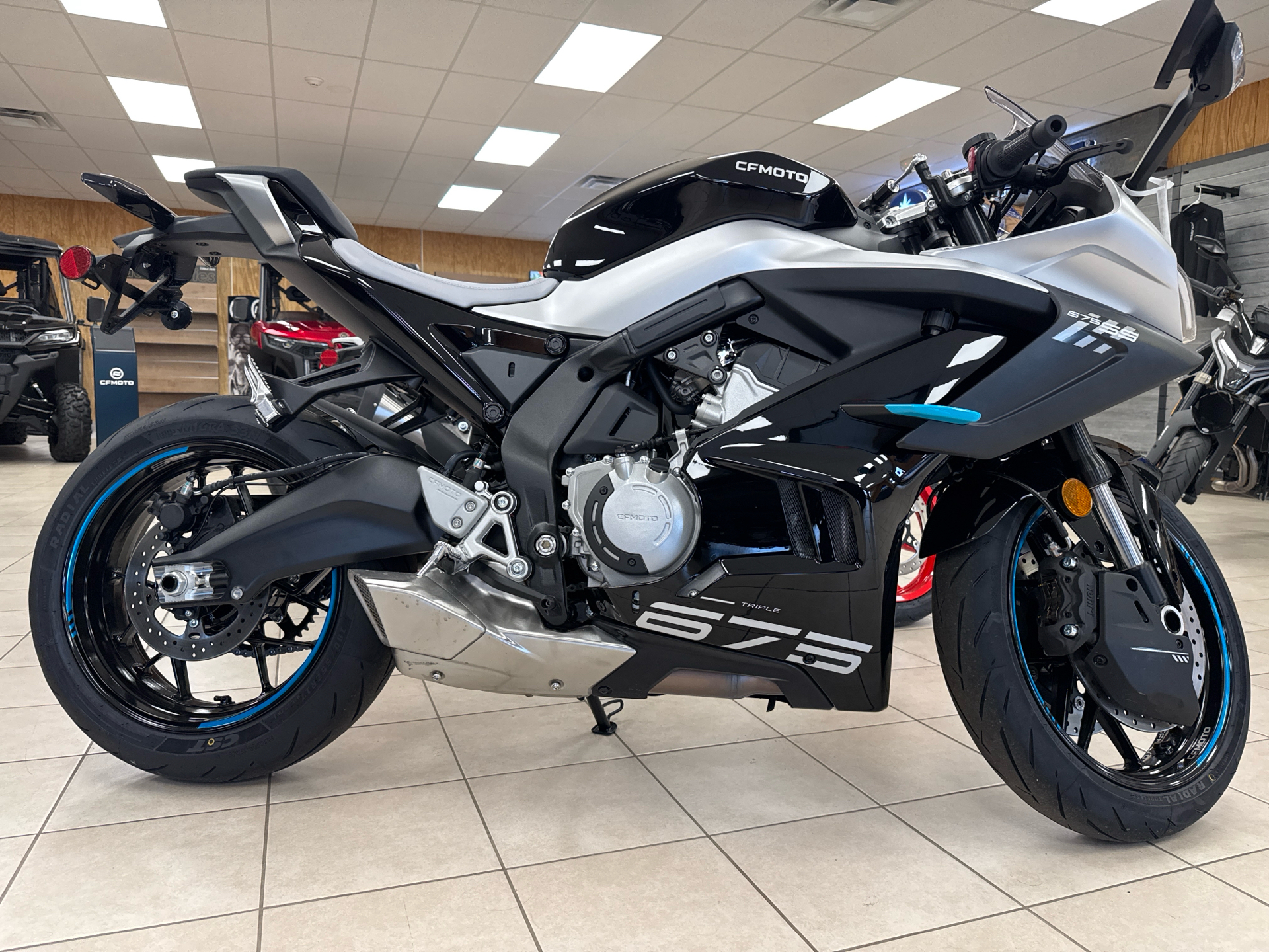 2025 CFMOTO 675SS in Topsham, Maine - Photo 1