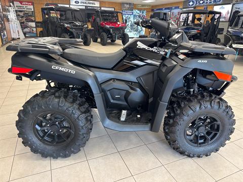 2025 CFMOTO CForce 600 in Topsham, Maine - Photo 6