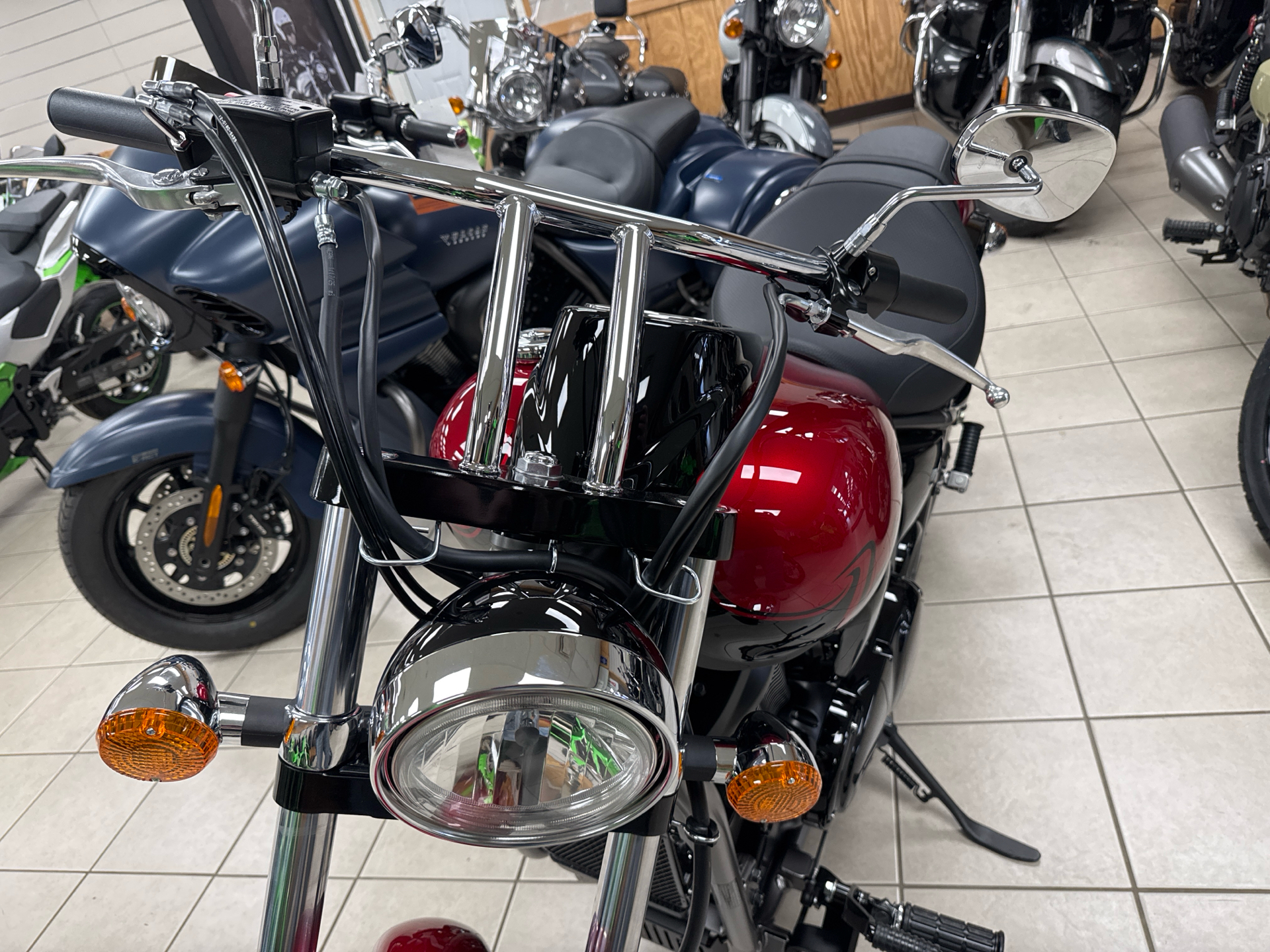2025 Kawasaki Vulcan 900 Custom in Topsham, Maine - Photo 5