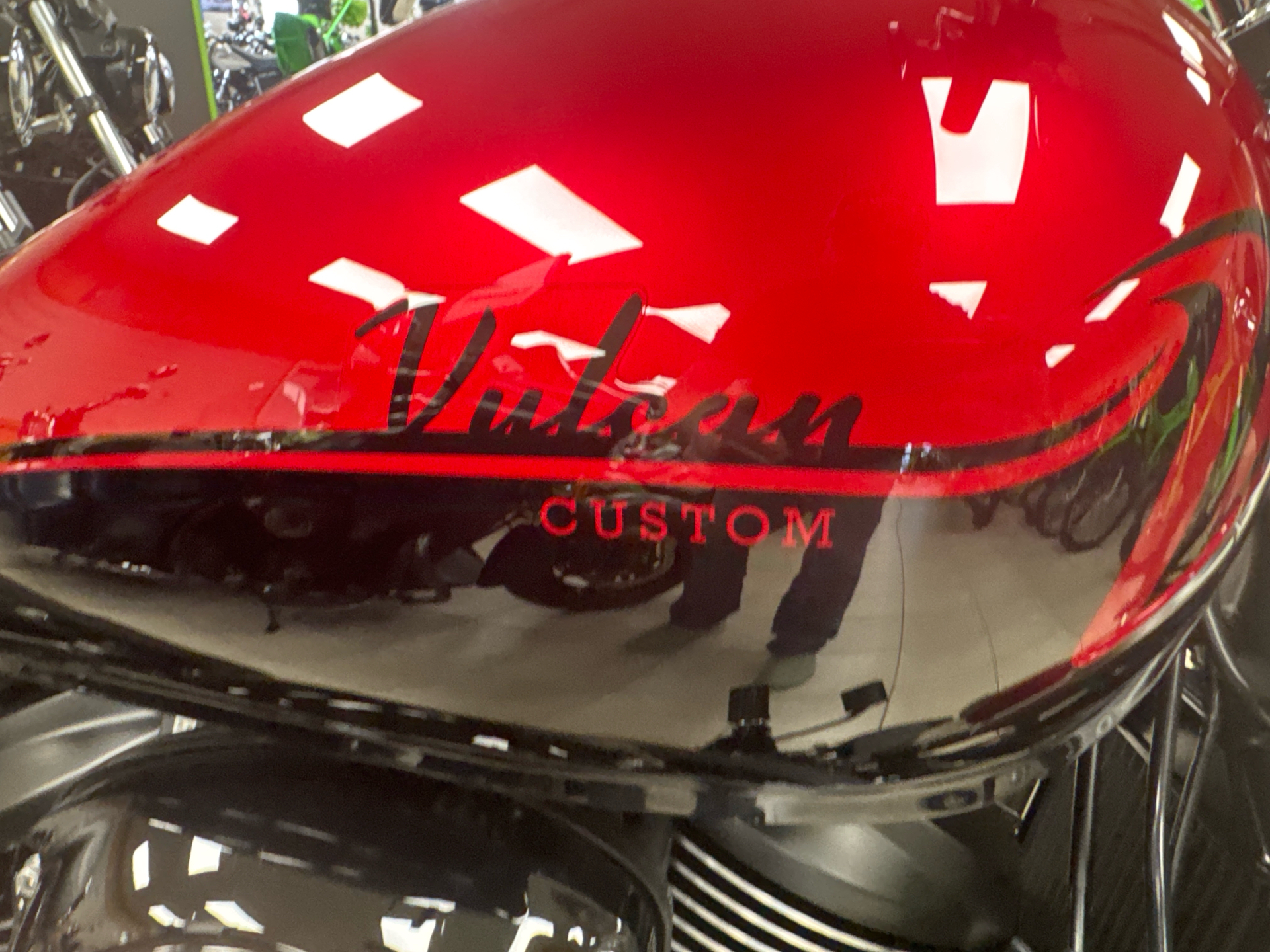 2025 Kawasaki Vulcan 900 Custom in Topsham, Maine - Photo 6