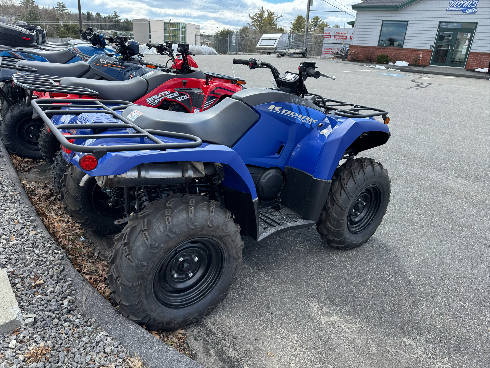2024 Yamaha Kodiak 450 in Topsham, Maine - Photo 4
