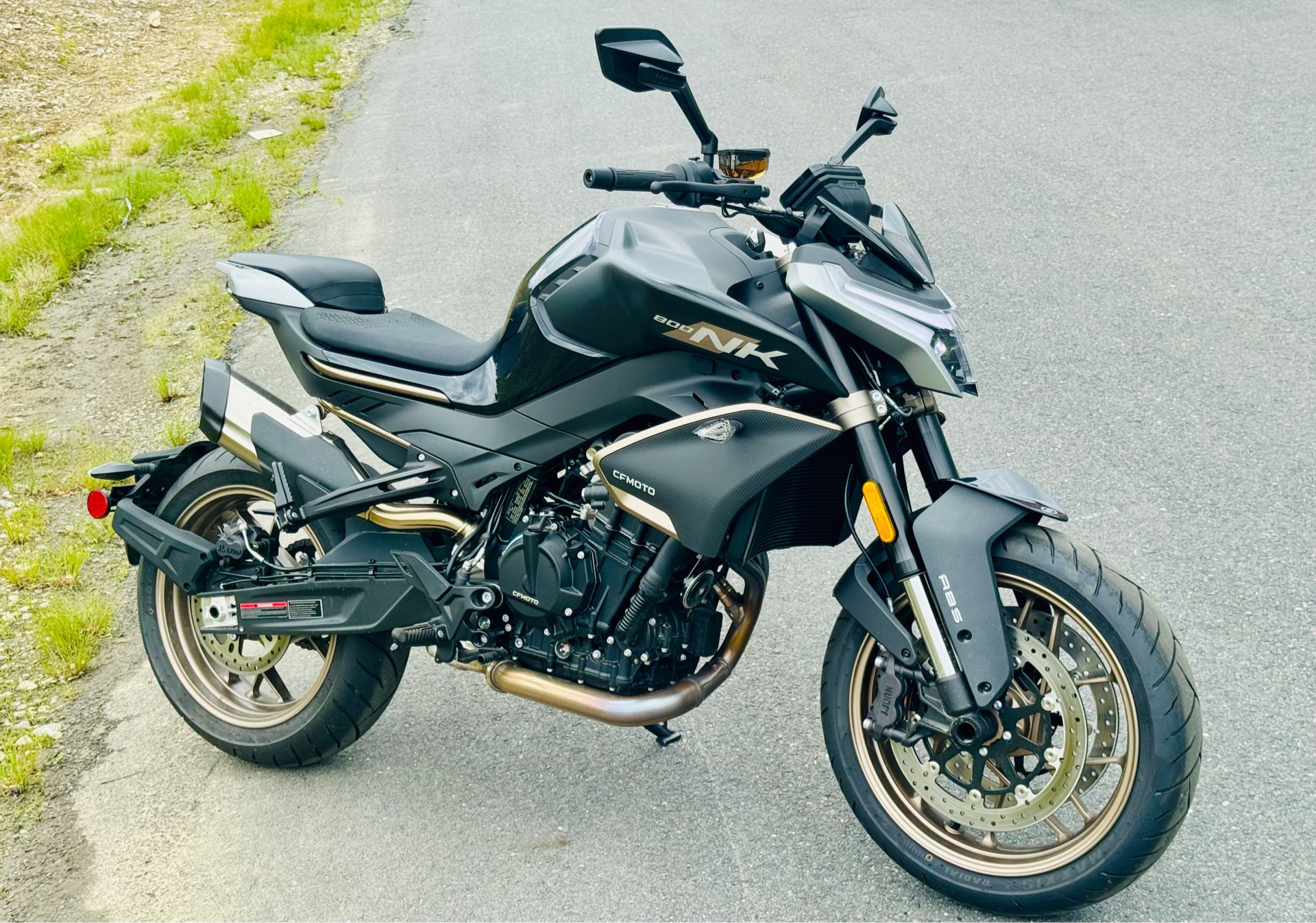 2024 CFMOTO 800NK in Topsham, Maine - Photo 18