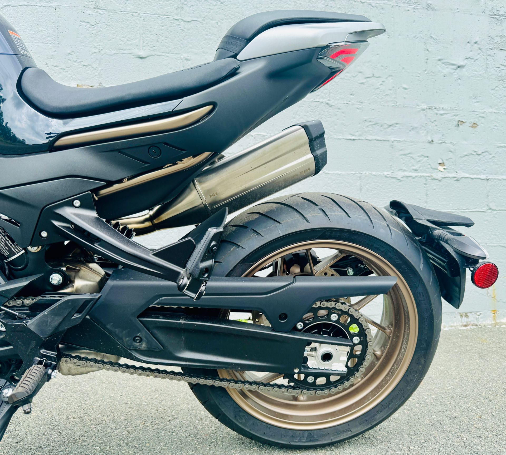 2024 CFMOTO 800NK in Topsham, Maine - Photo 12