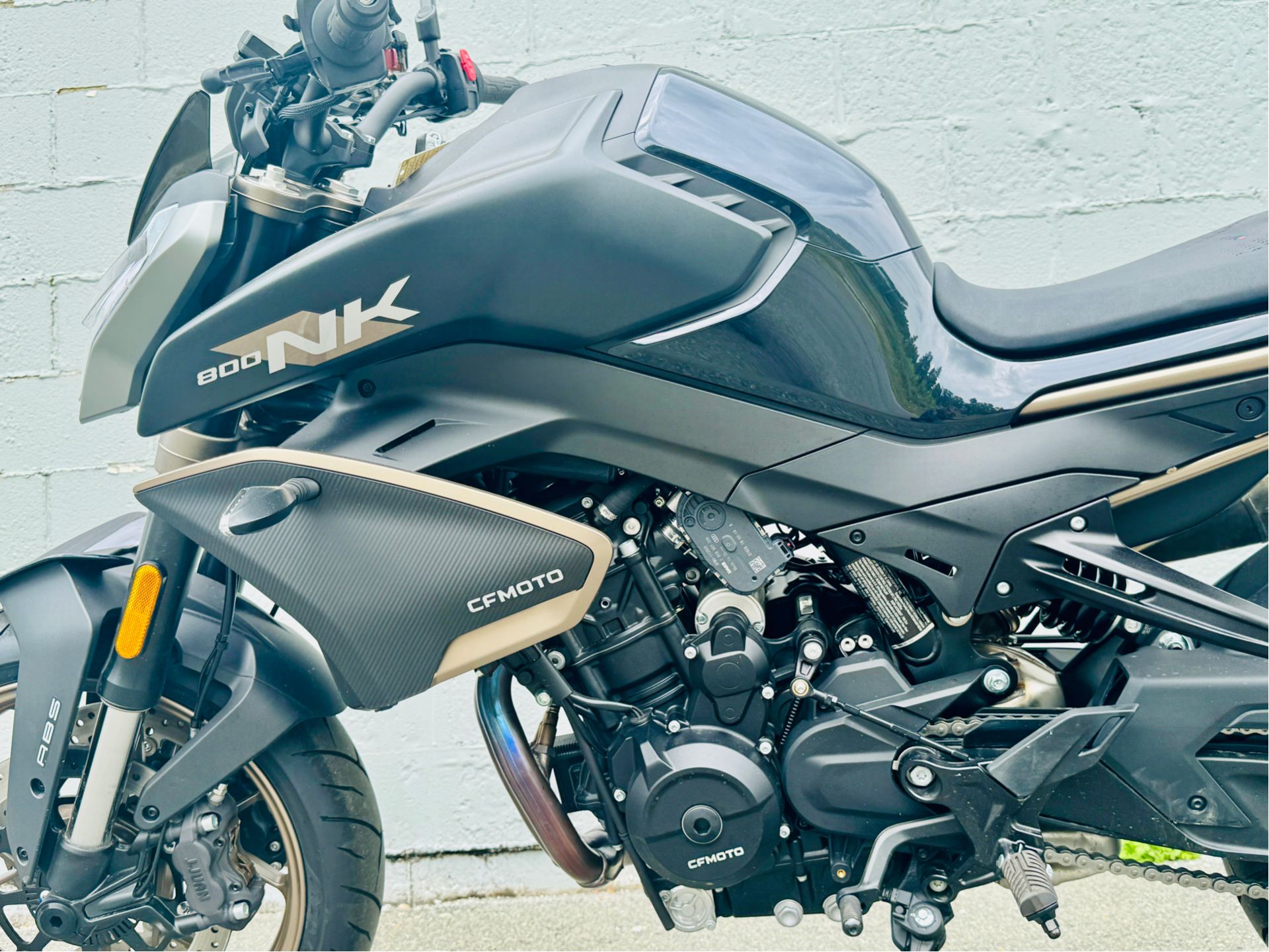 2024 CFMOTO 800NK in Topsham, Maine - Photo 21