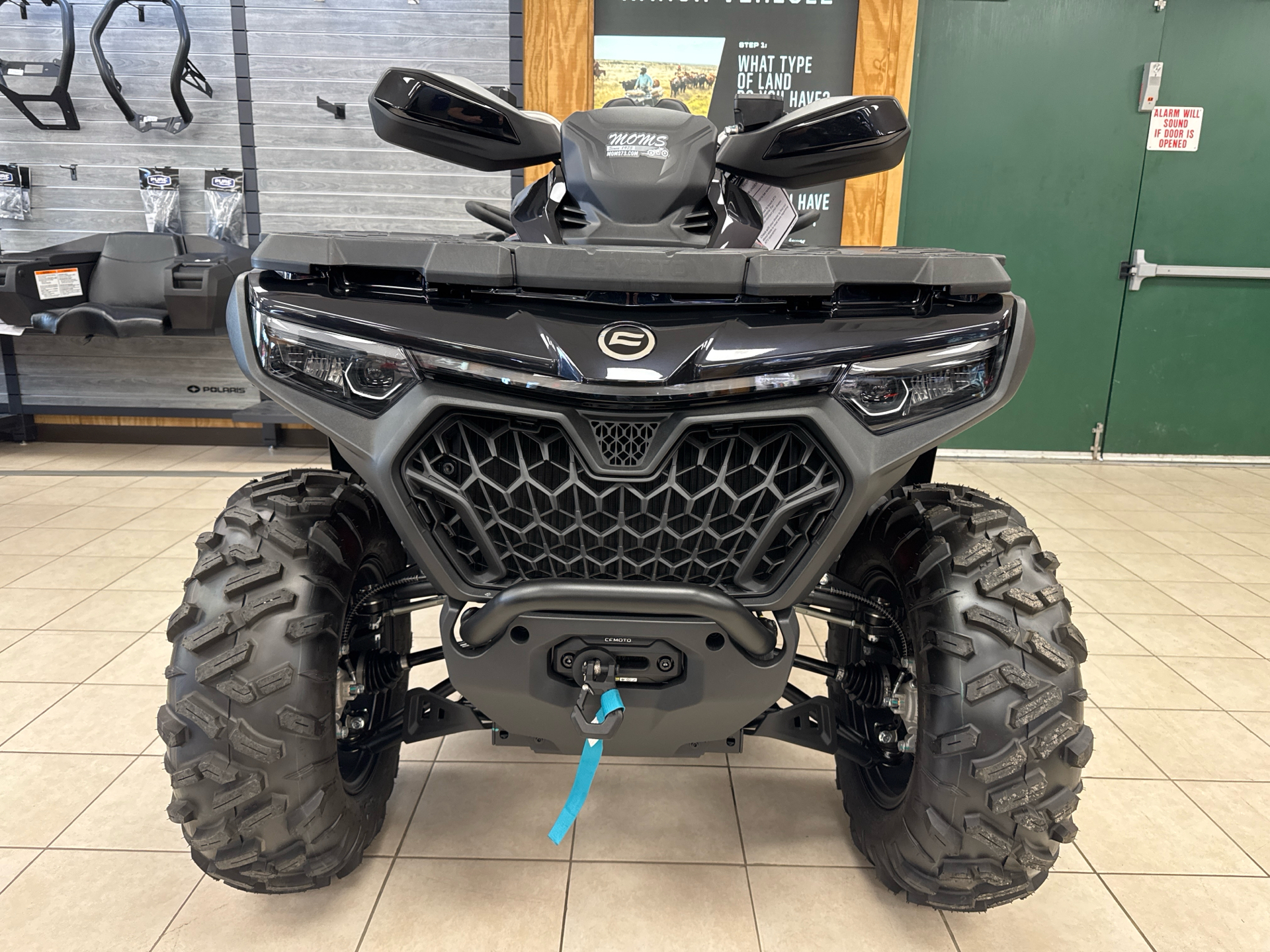2025 CFMOTO CForce 1000 Touring in Topsham, Maine - Photo 4