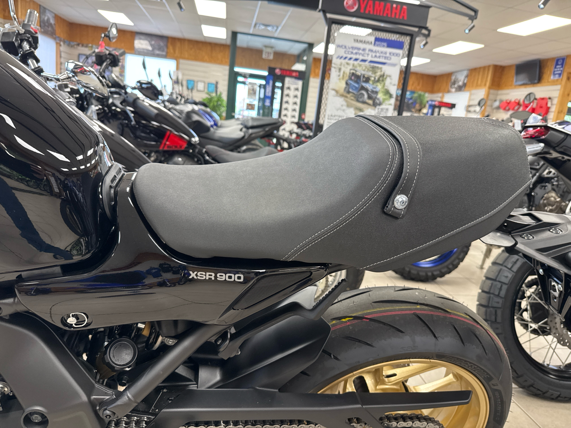 2025 Yamaha XSR900 in Topsham, Maine - Photo 8
