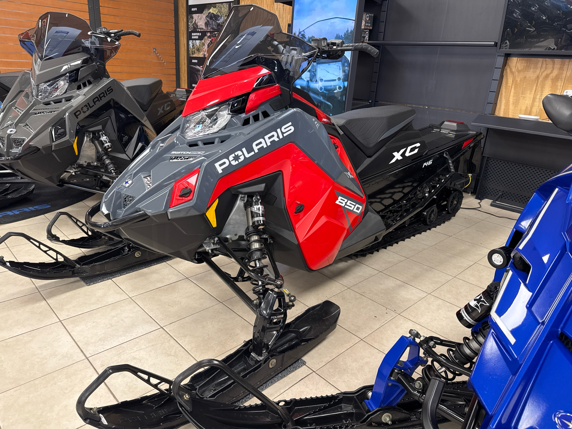 2024 Polaris 850 Switchback XC 146 ES in Topsham, Maine - Photo 3