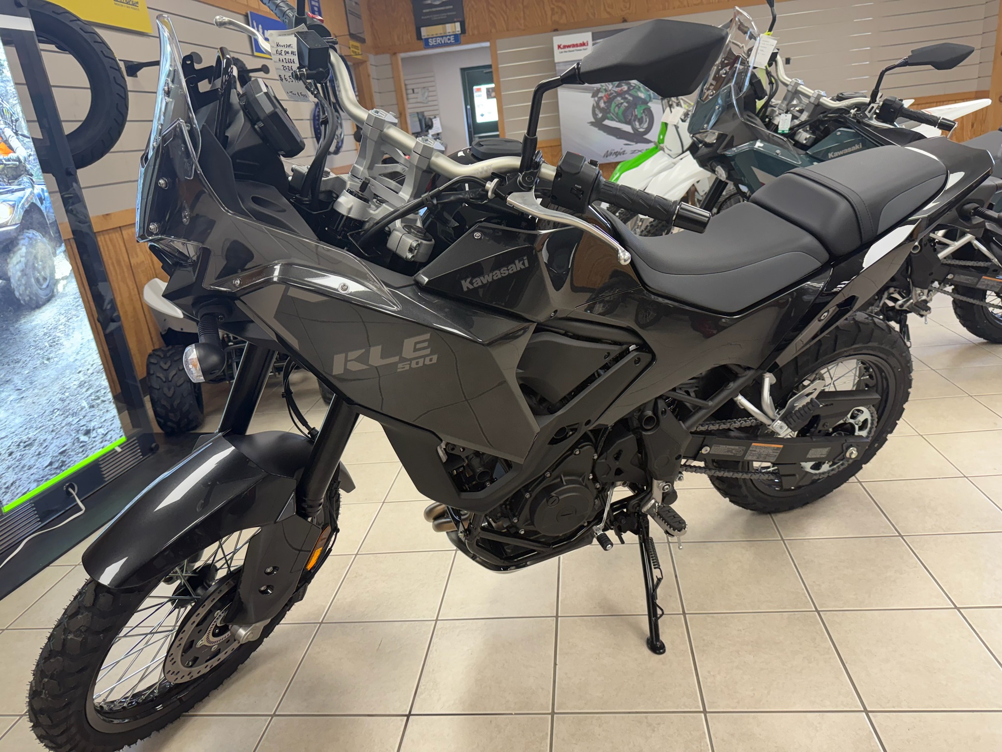2026 Kawasaki KLE®500 ABS 7