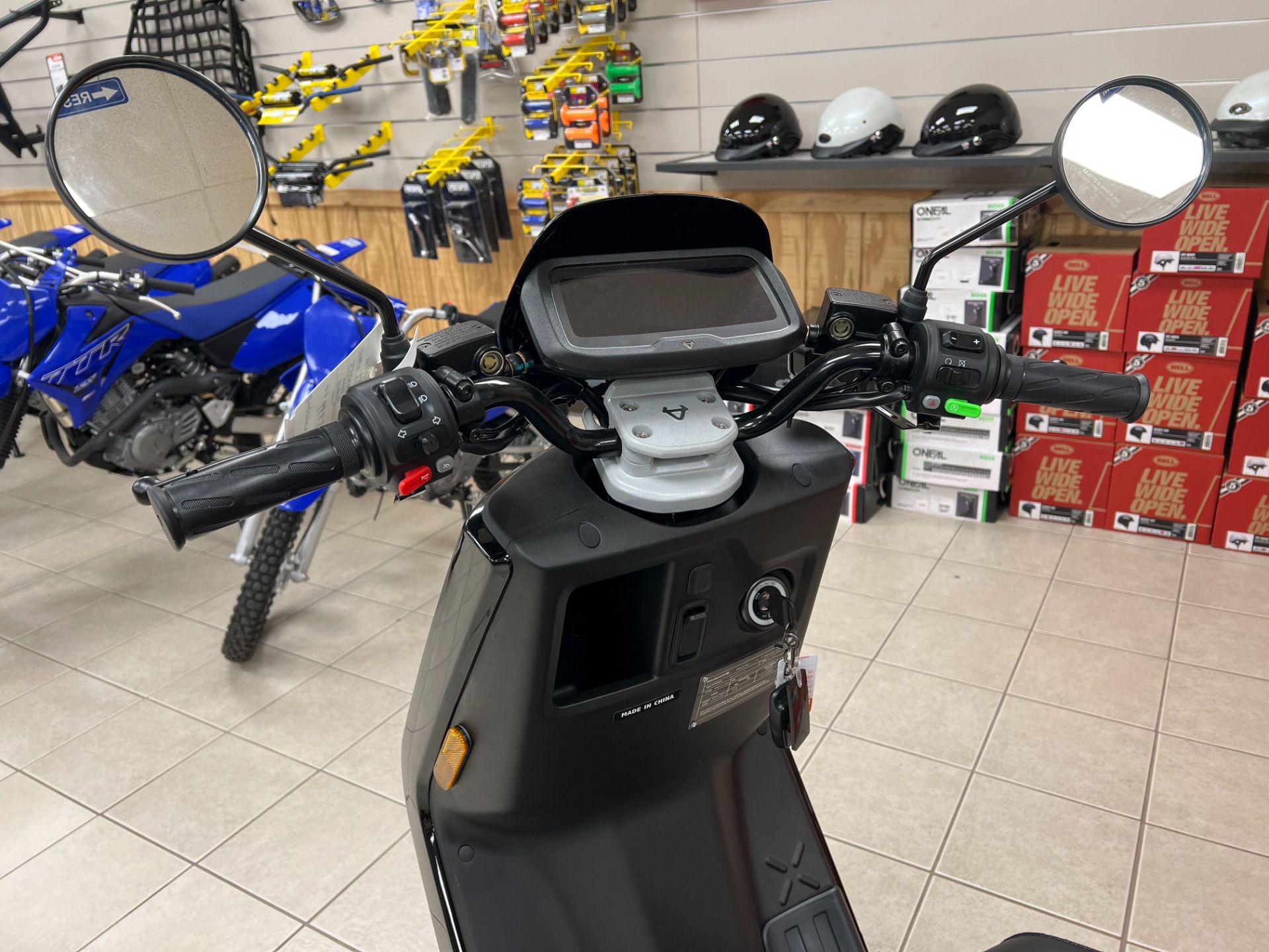 2022 NIU NQi GTS Standard Range in Topsham, Maine - Photo 5