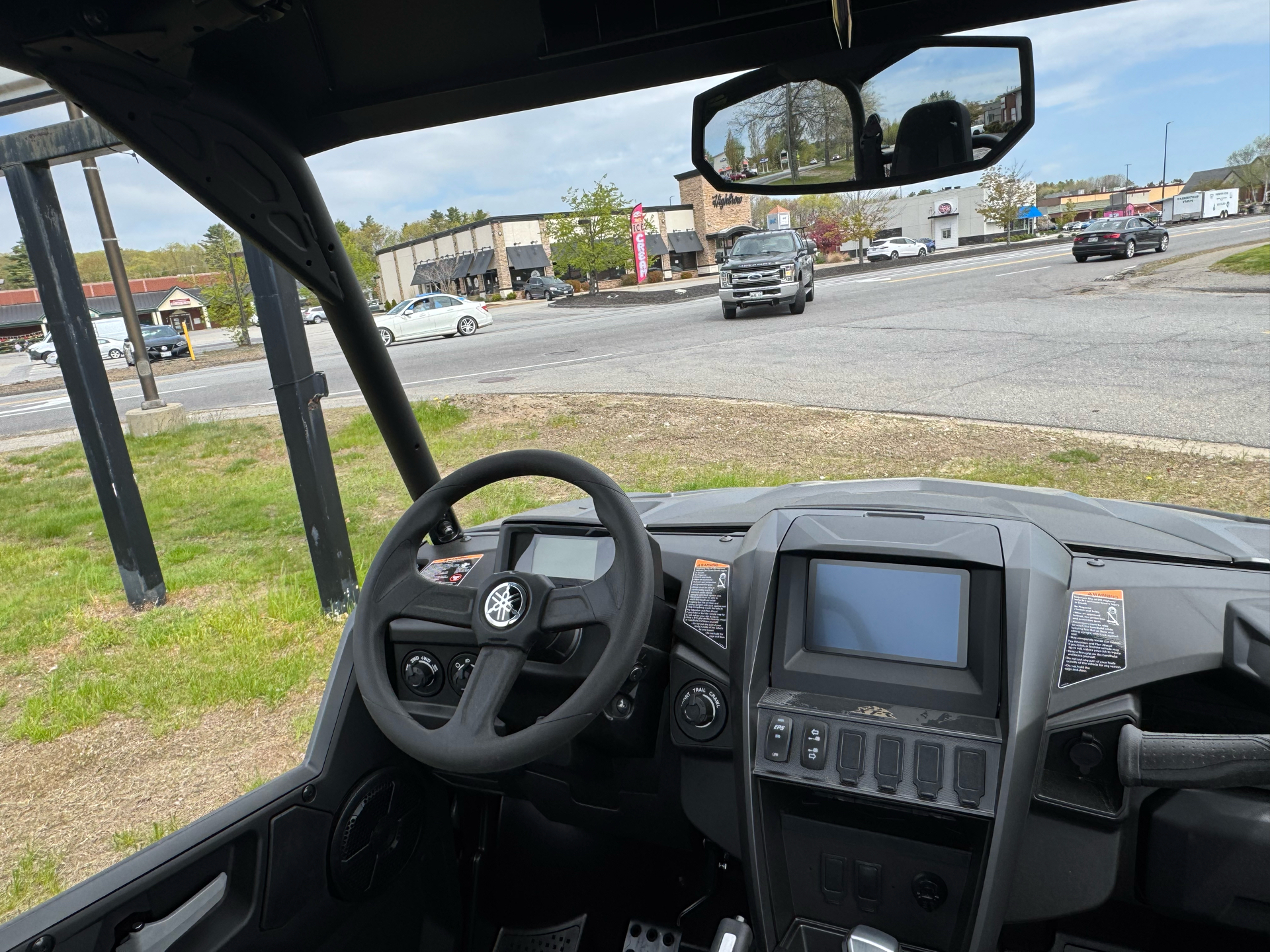 2025 Yamaha Wolverine RMAX2 1000 XT-R in Topsham, Maine - Photo 12