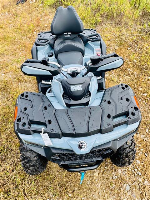 2025 CFMOTO CForce 800 Touring in Topsham, Maine - Photo 13