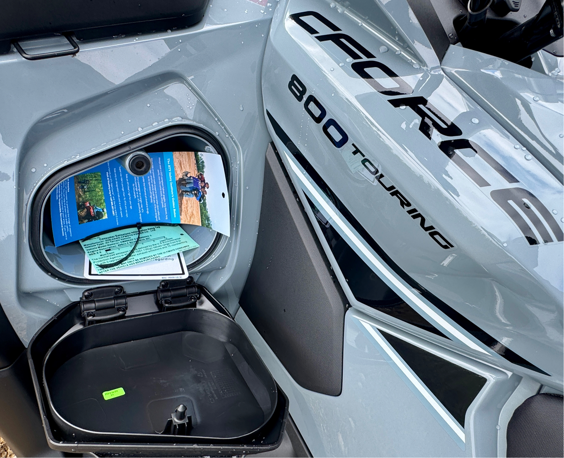 2025 CFMOTO CForce 800 Touring in Topsham, Maine - Photo 12