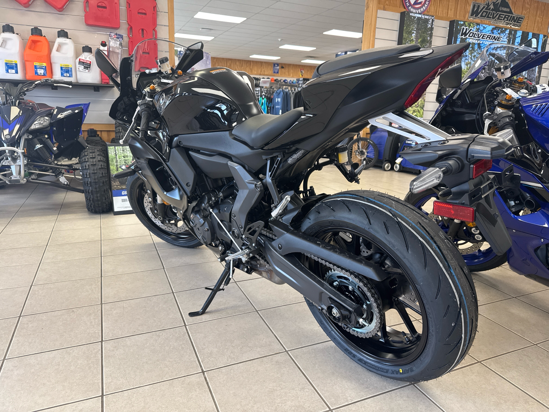 2025 Yamaha YZF-R7 in Topsham, Maine - Photo 5
