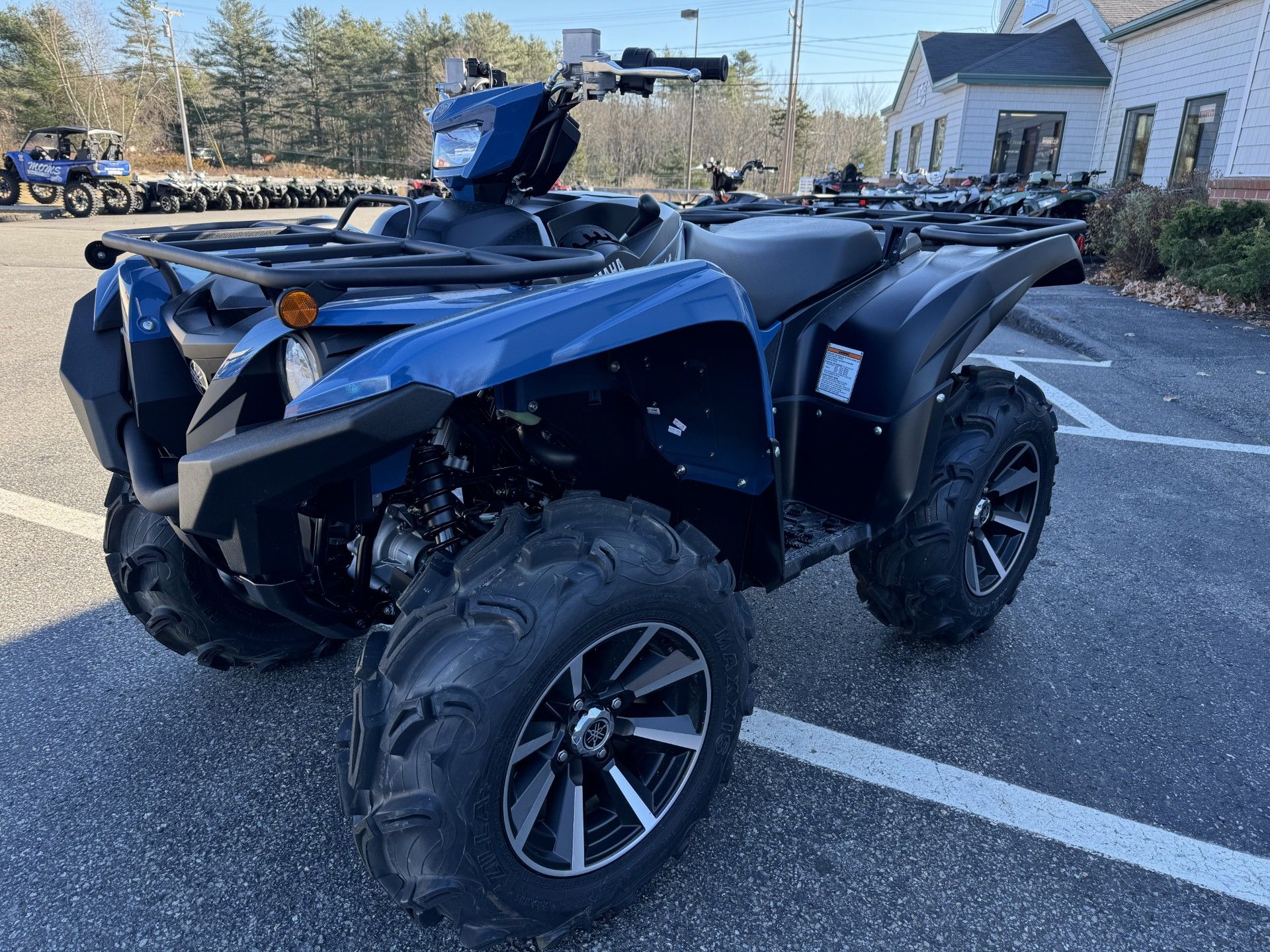 2025 Yamaha Grizzly EPS LTD in Topsham, Maine - Photo 2