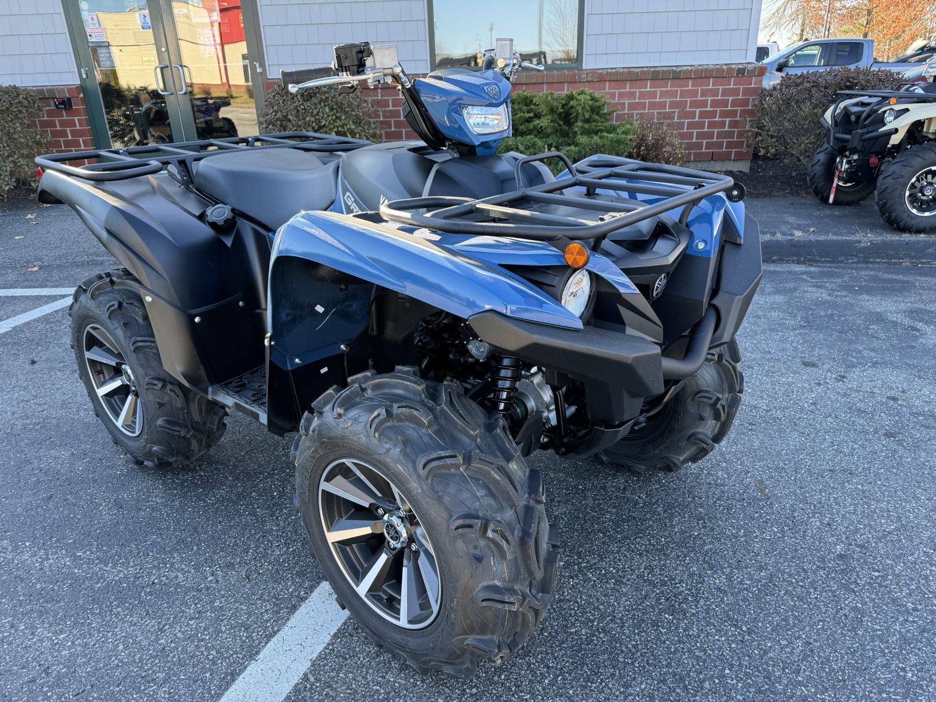 2025 Yamaha Grizzly EPS LTD in Topsham, Maine - Photo 3
