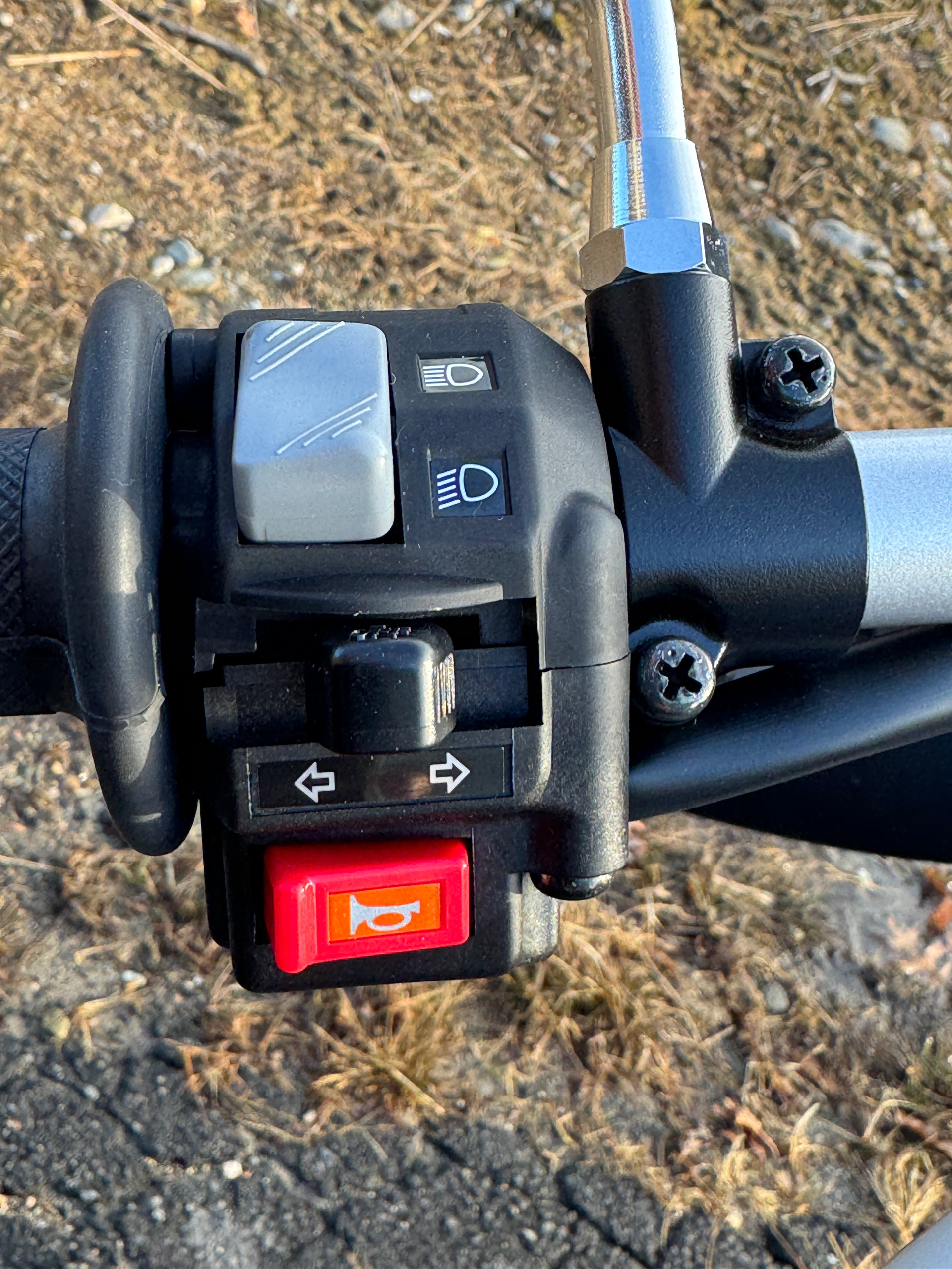 2025 Yamaha TW200 in Topsham, Maine - Photo 12