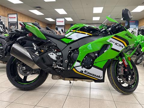 2025 Kawasaki Ninja ZX-10R KRT Edition in Topsham, Maine - Photo 2