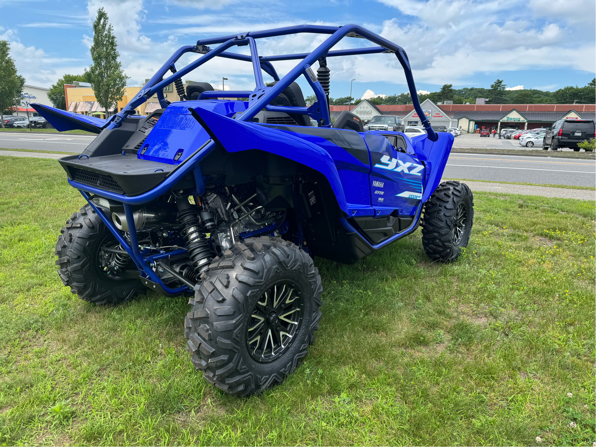 2025 Yamaha YXZ1000R SS in Topsham, Maine - Photo 9