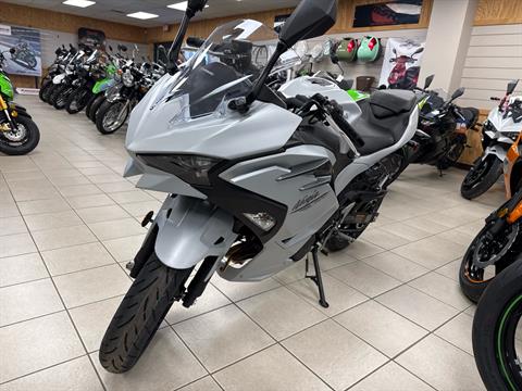 2025 Kawasaki Ninja 500 in Topsham, Maine - Photo 3