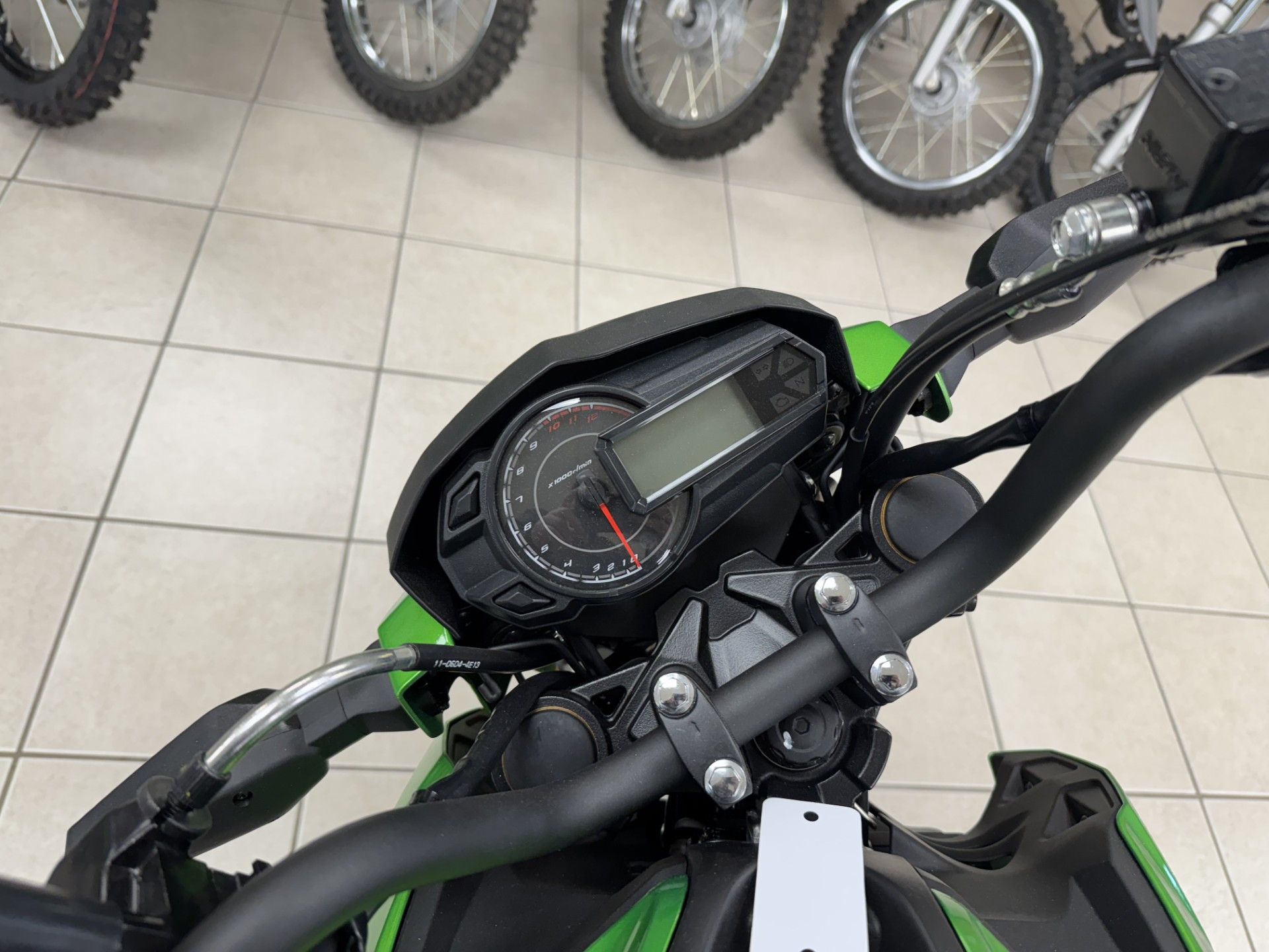 2024 Kawasaki Z125 Pro in Topsham, Maine - Photo 7