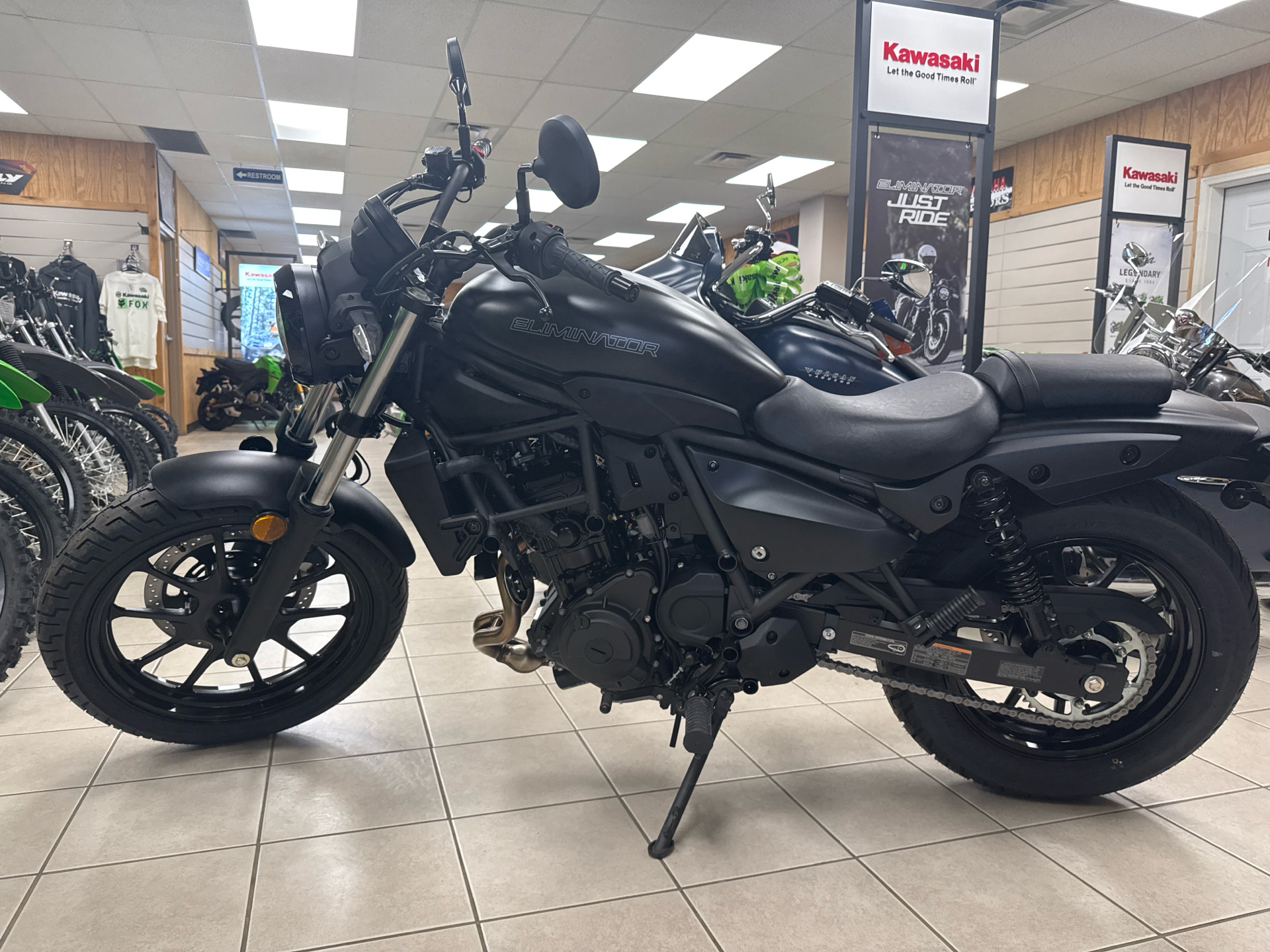 2025 Kawasaki Eliminator in Topsham, Maine - Photo 4