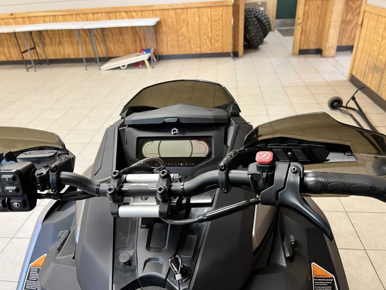 2023 Ski-Doo Renegade X-RS 850 E-TEC ES Ice Ripper XT 1.25 in Topsham, Maine - Photo 5