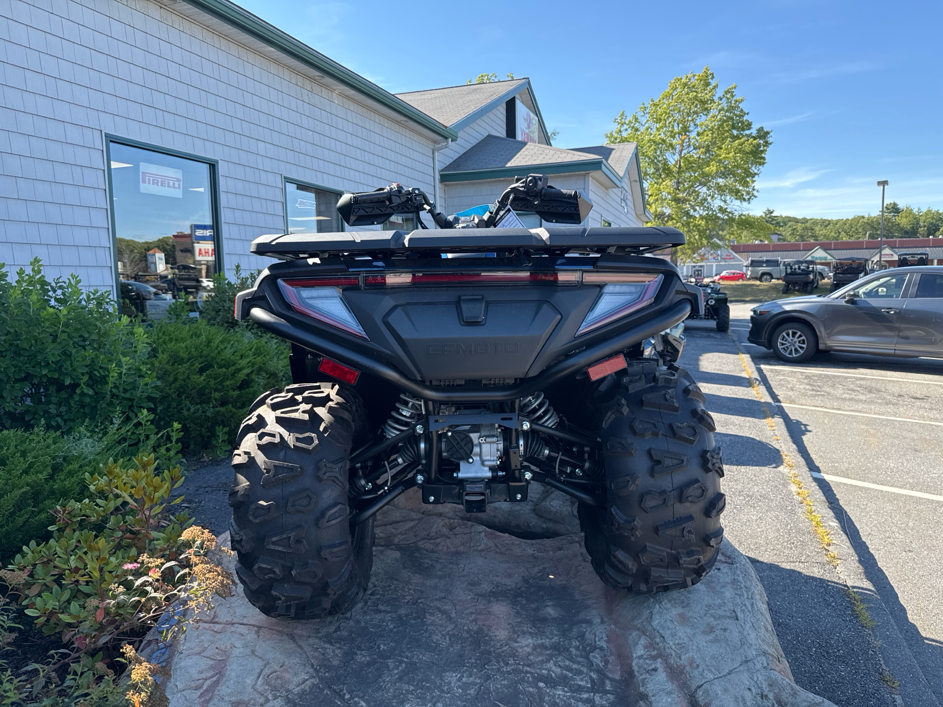 2025 CFMOTO CForce 600 in Topsham, Maine - Photo 6