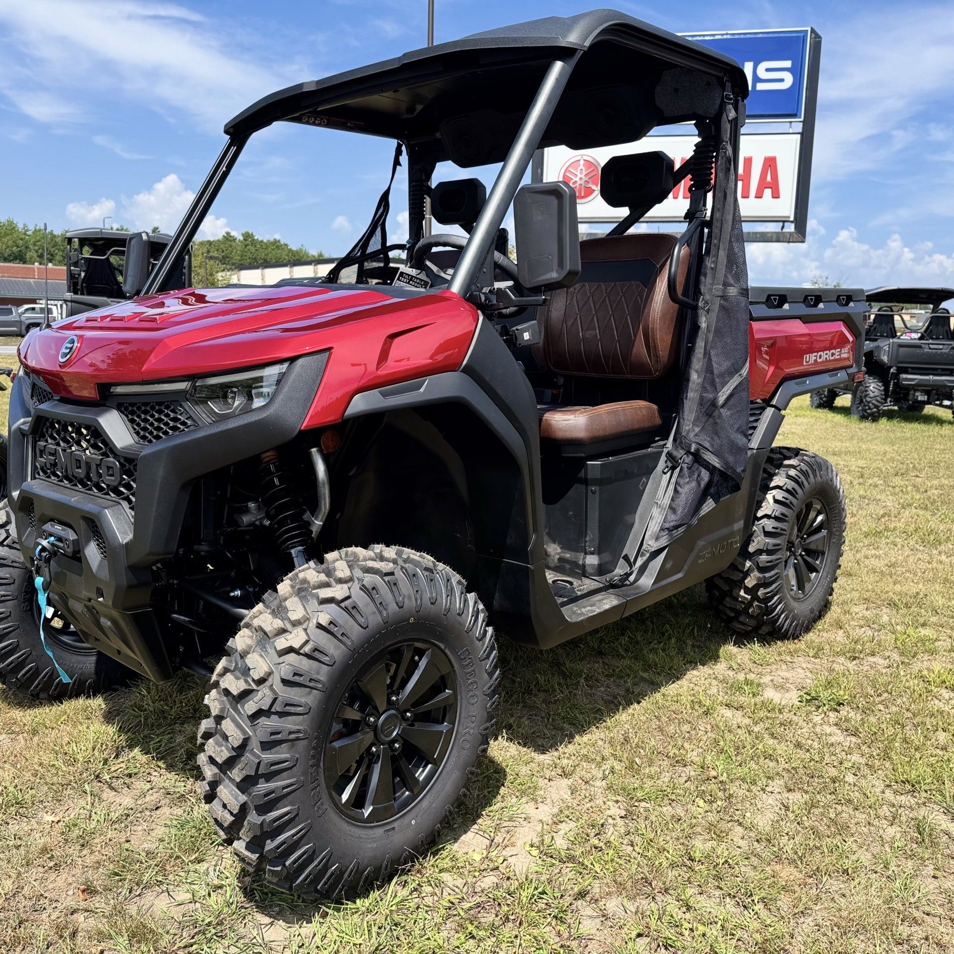 2025 CFMOTO UFORCE U10 Pro in Topsham, Maine - Photo 3