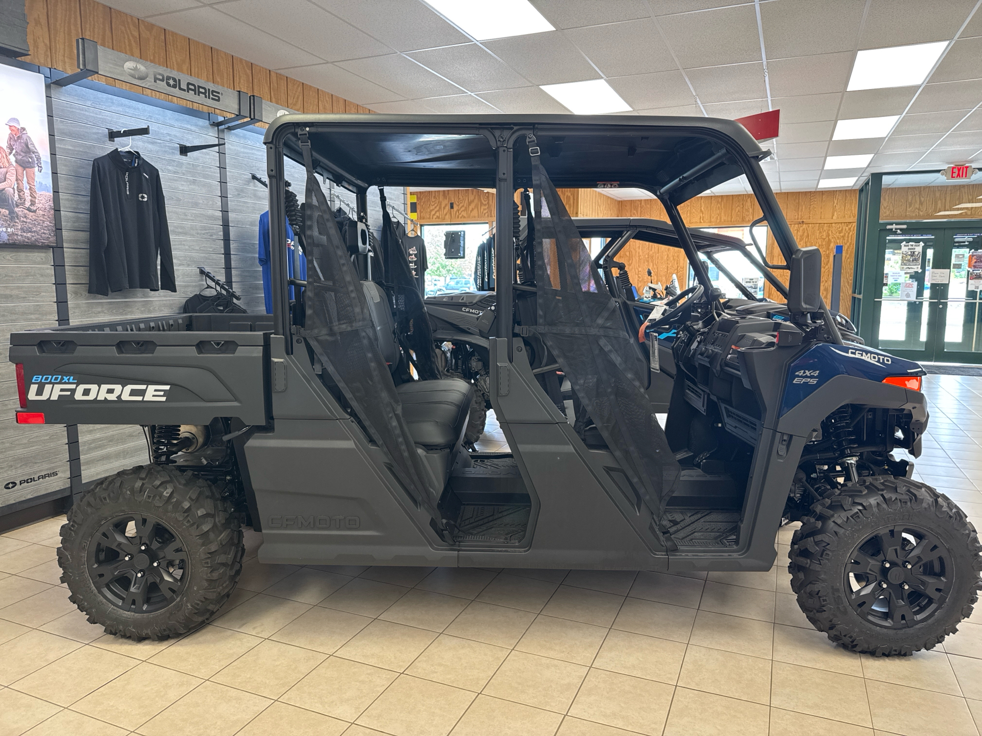 2025 CFMOTO UForce 800 XL in Topsham, Maine - Photo 2