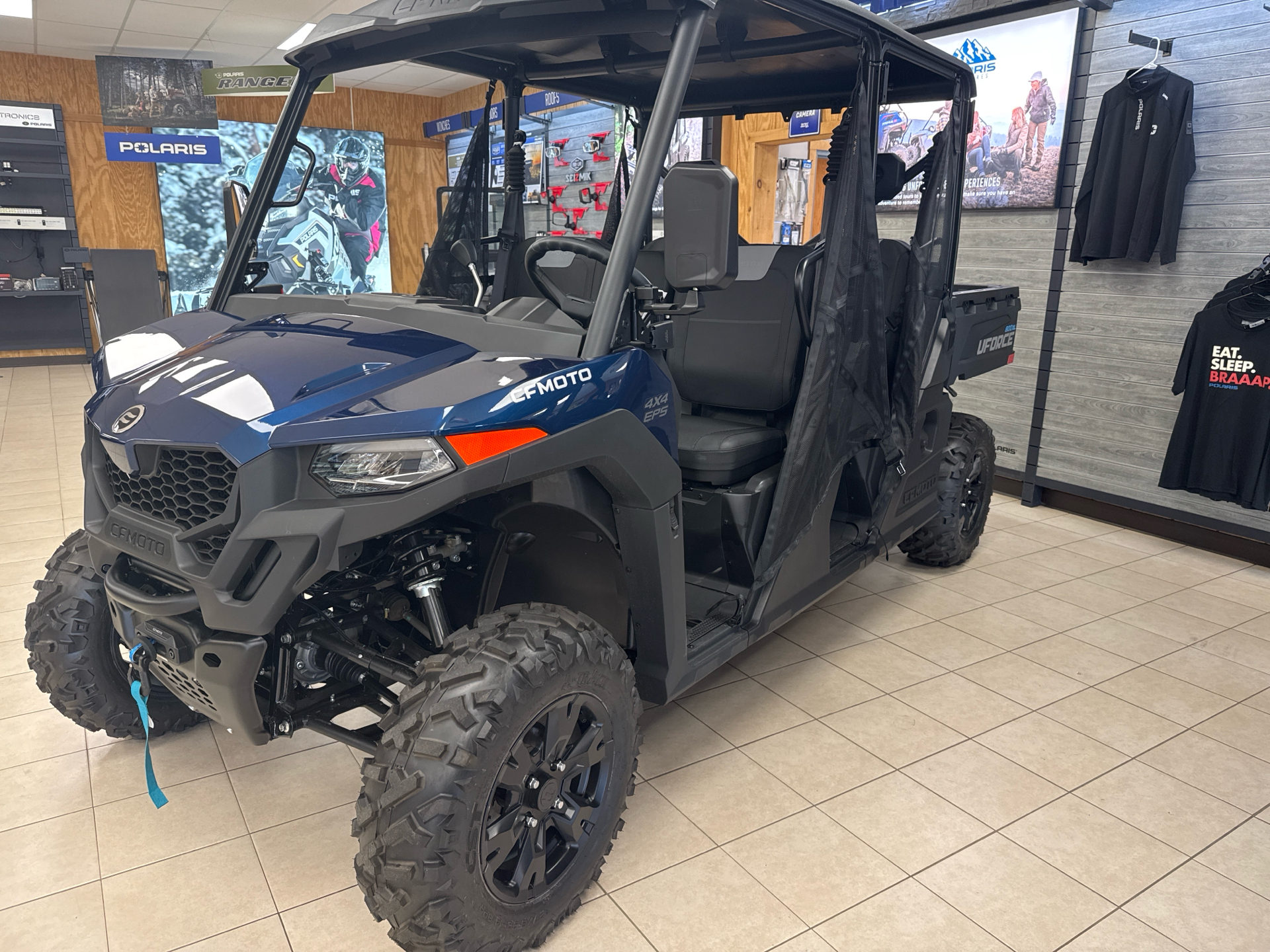 2025 CFMOTO UForce 800 XL in Topsham, Maine - Photo 5