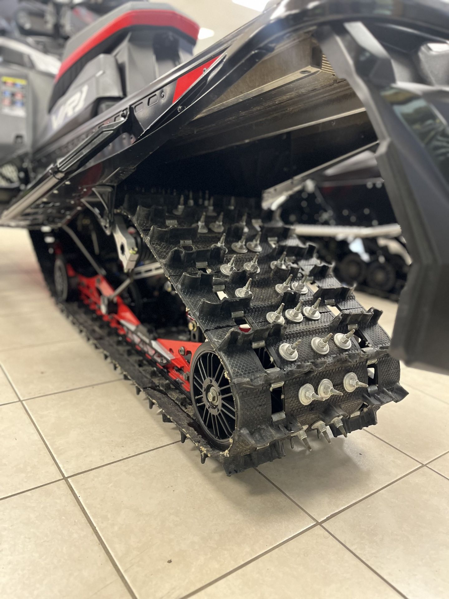 2023 Polaris Patriot Boost Indy VR1 137 SC in Topsham, Maine - Photo 4