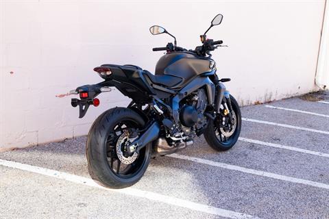 2024 Yamaha MT-09 in Topsham, Maine - Photo 9