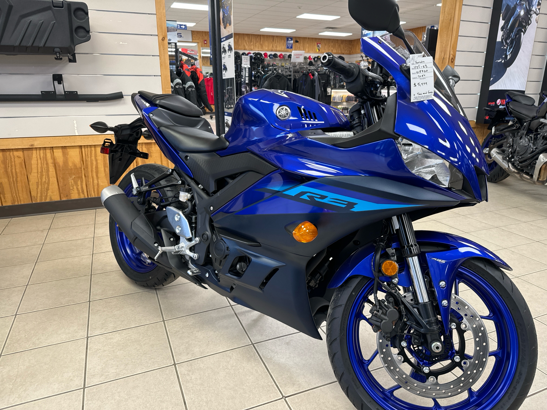 2024 Yamaha YZF-R3 in Topsham, Maine - Photo 21
