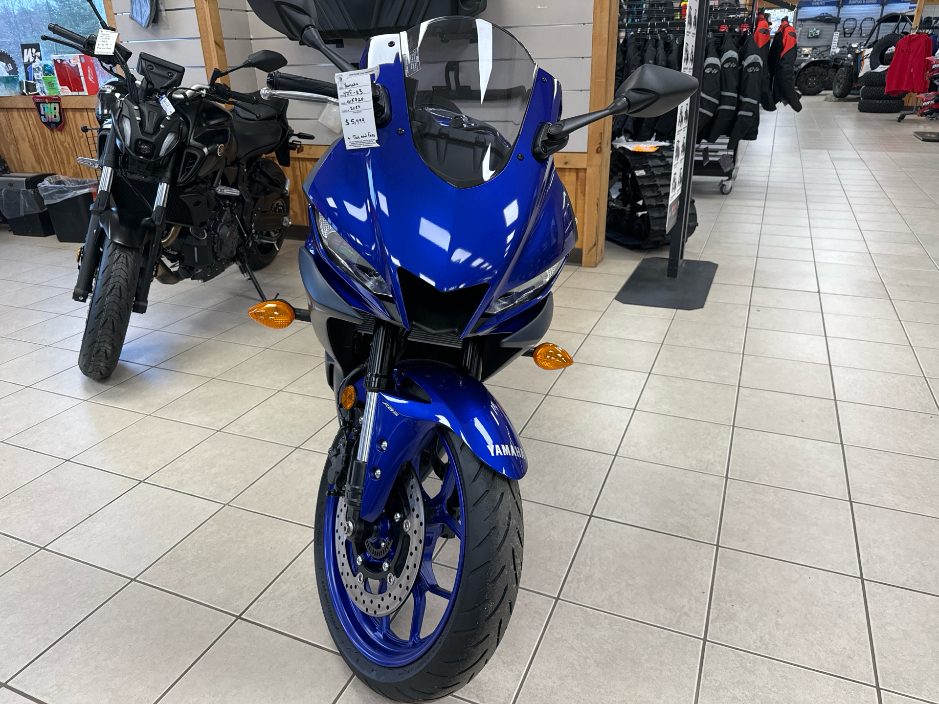 2024 Yamaha YZF-R3 in Topsham, Maine - Photo 13