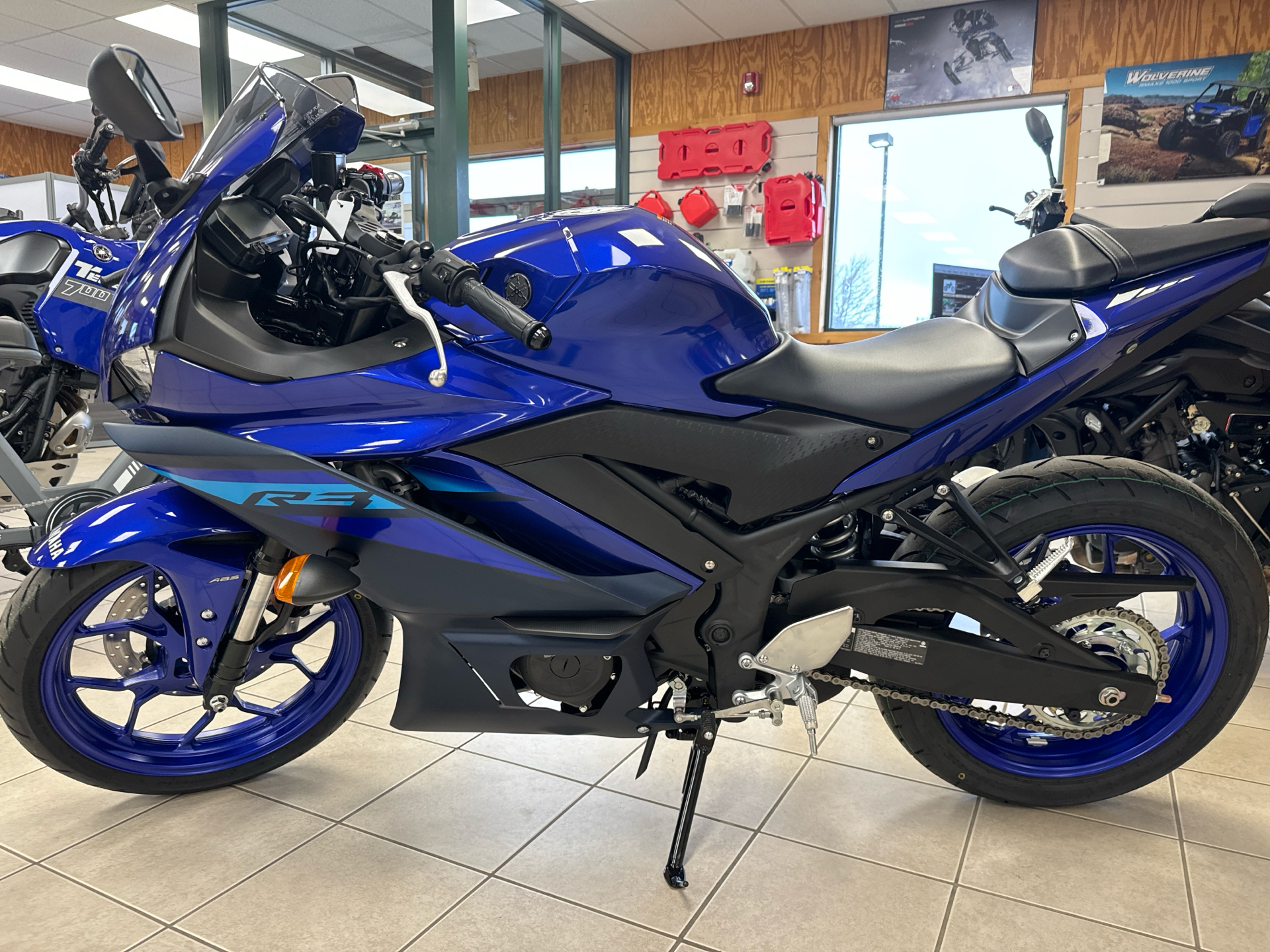 2024 Yamaha YZF-R3 in Topsham, Maine - Photo 19