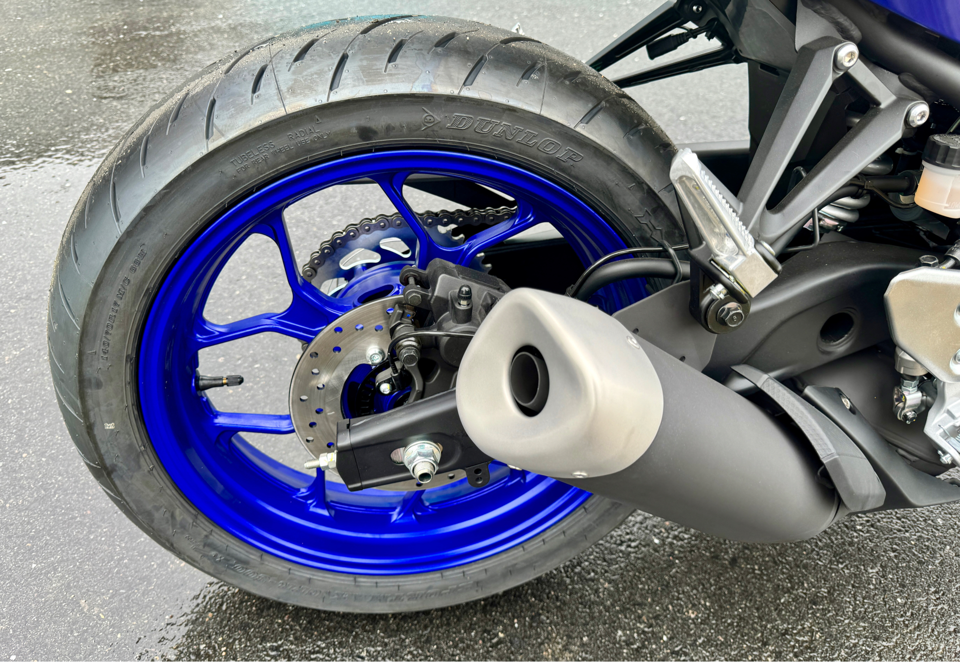 2024 Yamaha YZF-R3 in Topsham, Maine - Photo 12