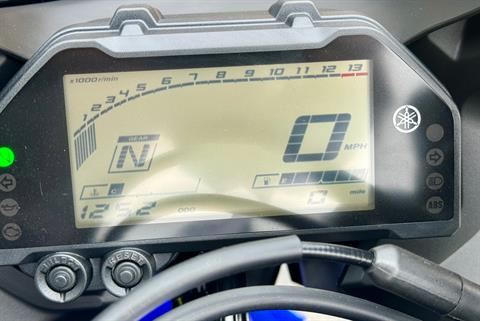 2024 Yamaha YZF-R3 in Topsham, Maine - Photo 4