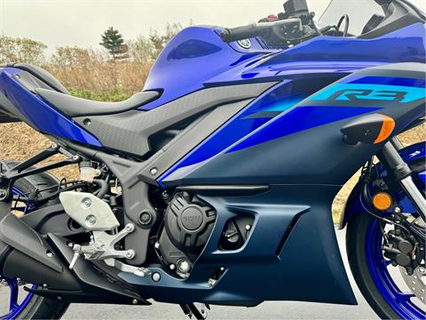 2024 Yamaha YZF-R3 in Topsham, Maine - Photo 15