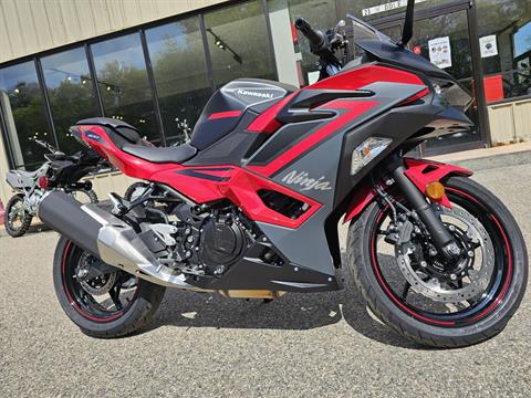 2025 Kawasaki Ninja 500 ABS in Tyngsboro, Massachusetts