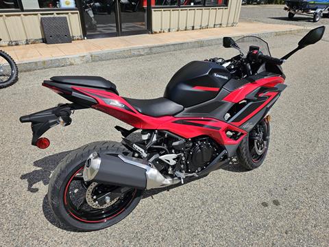 2025 Kawasaki Ninja 500 ABS in Tyngsboro, Massachusetts - Photo 8