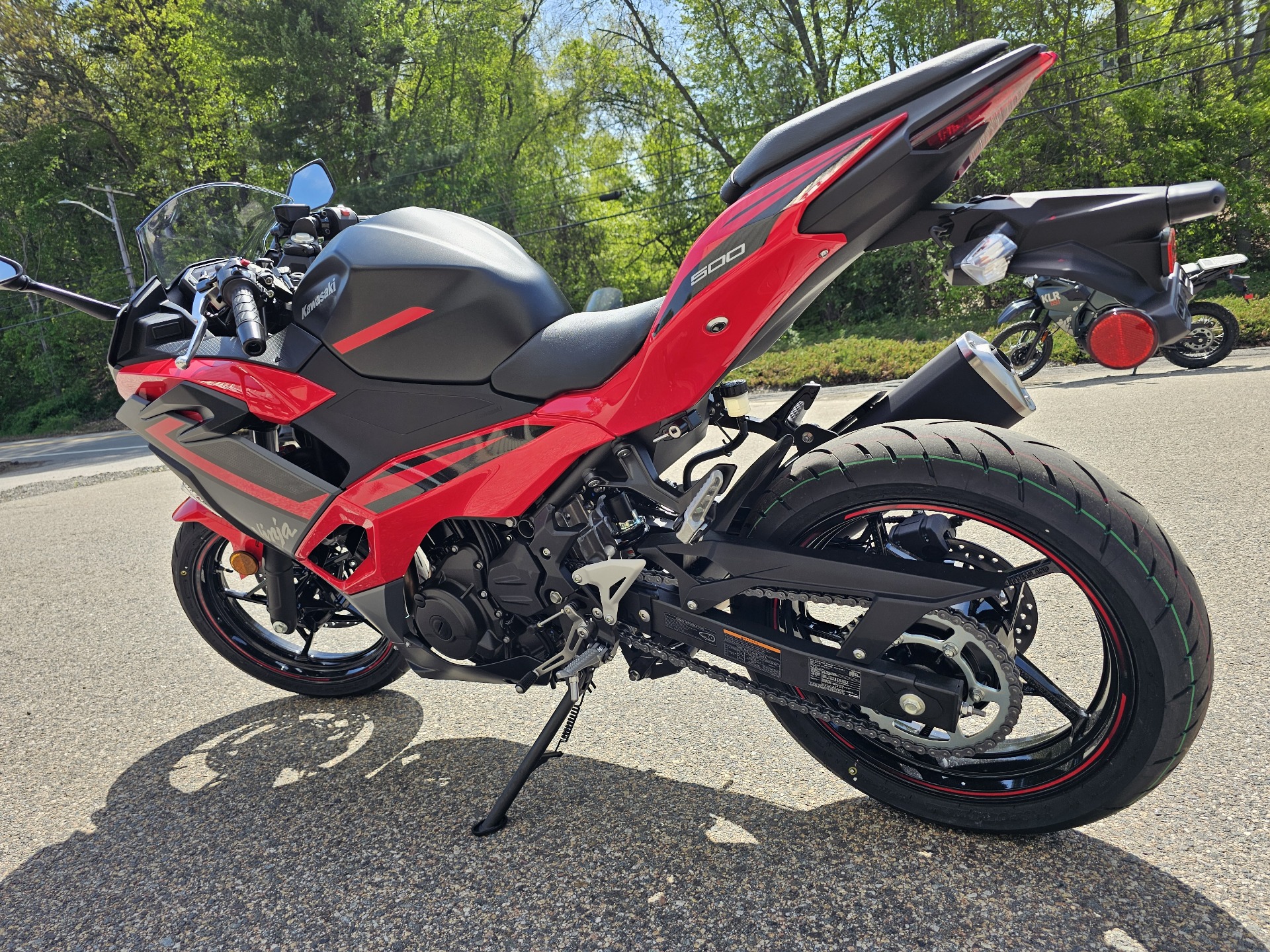 2025 Kawasaki Ninja 500 ABS in Tyngsboro, Massachusetts - Photo 9