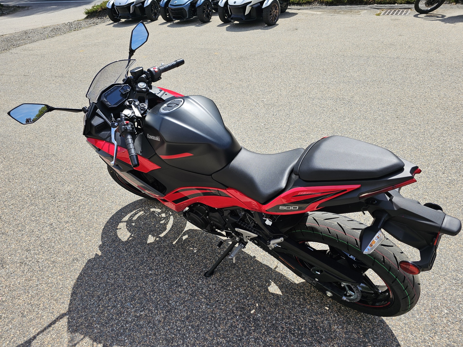 2025 Kawasaki Ninja 500 ABS in Tyngsboro, Massachusetts - Photo 10