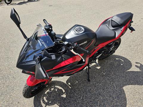 2025 Kawasaki Ninja 500 ABS in Tyngsboro, Massachusetts - Photo 12